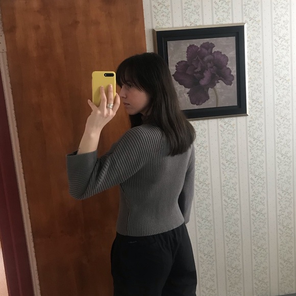 Urban Outfitters Gray mock neck sweater - Picture 3 of 3